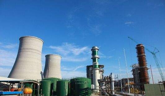 山东省首个天然气热电联产项目1号燃机入厂